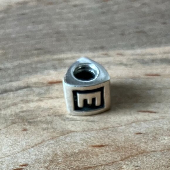 AUTHENTIC PANDORA ALPHABET LETTER "E" CHARM SILVER 925 RETIRED ALE - Picture 1 of 4